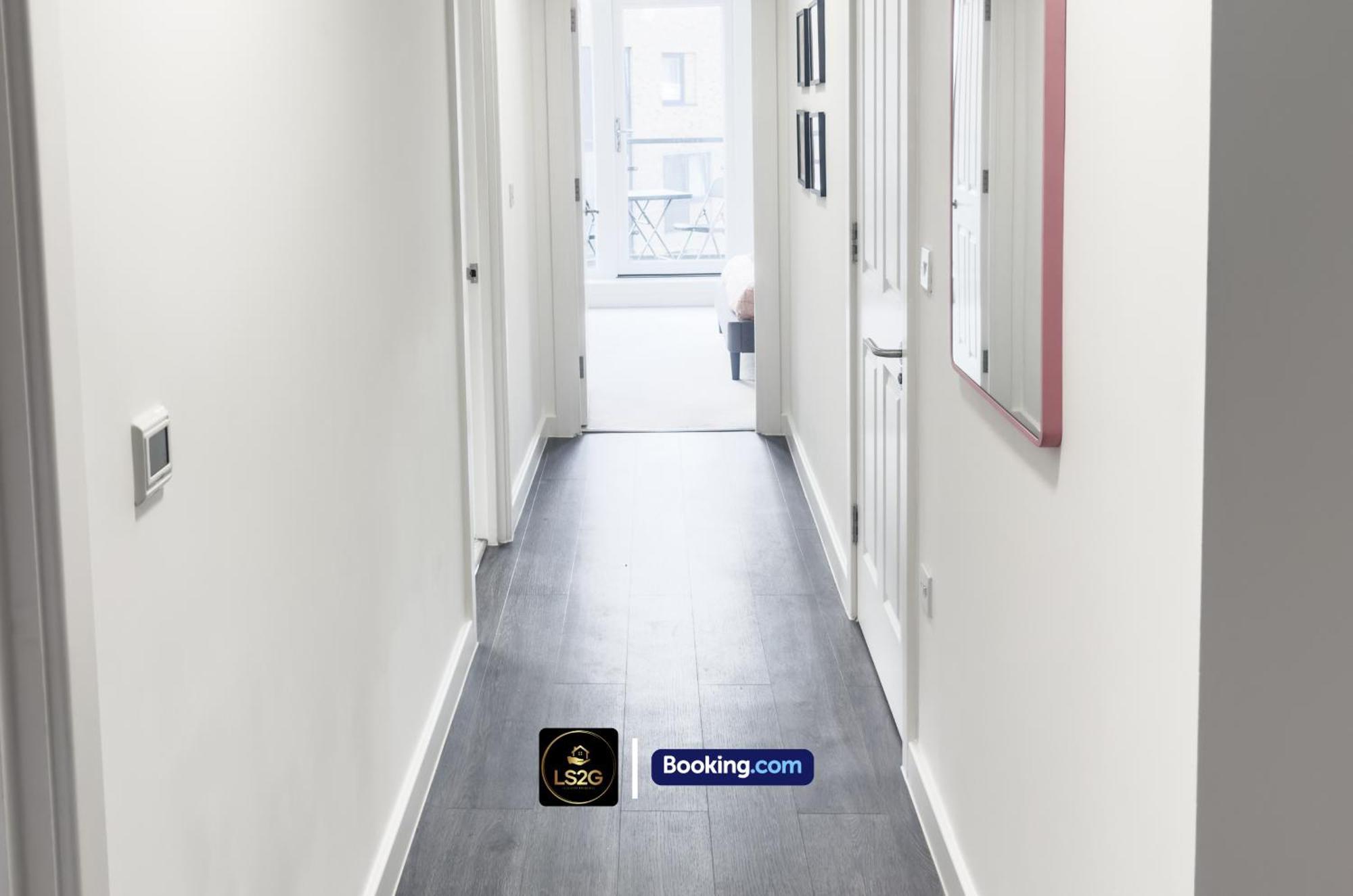 Stylish 2 Bedroom By Ls2g Short Lets & Serviced Greater With Free Parking * Londra