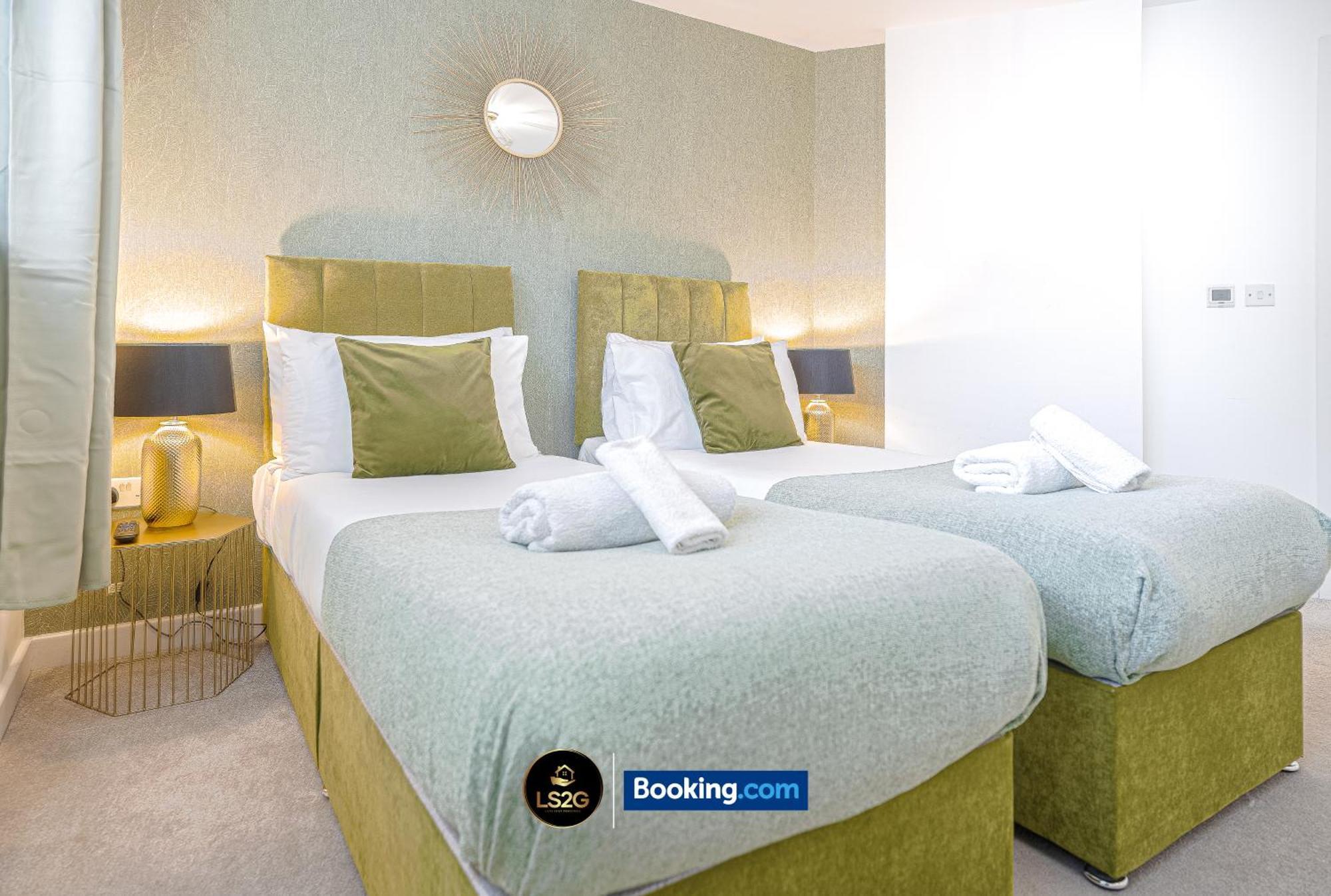 Stylish 2 Bedroom By Ls2g Short Lets & Serviced Greater With Free Parking