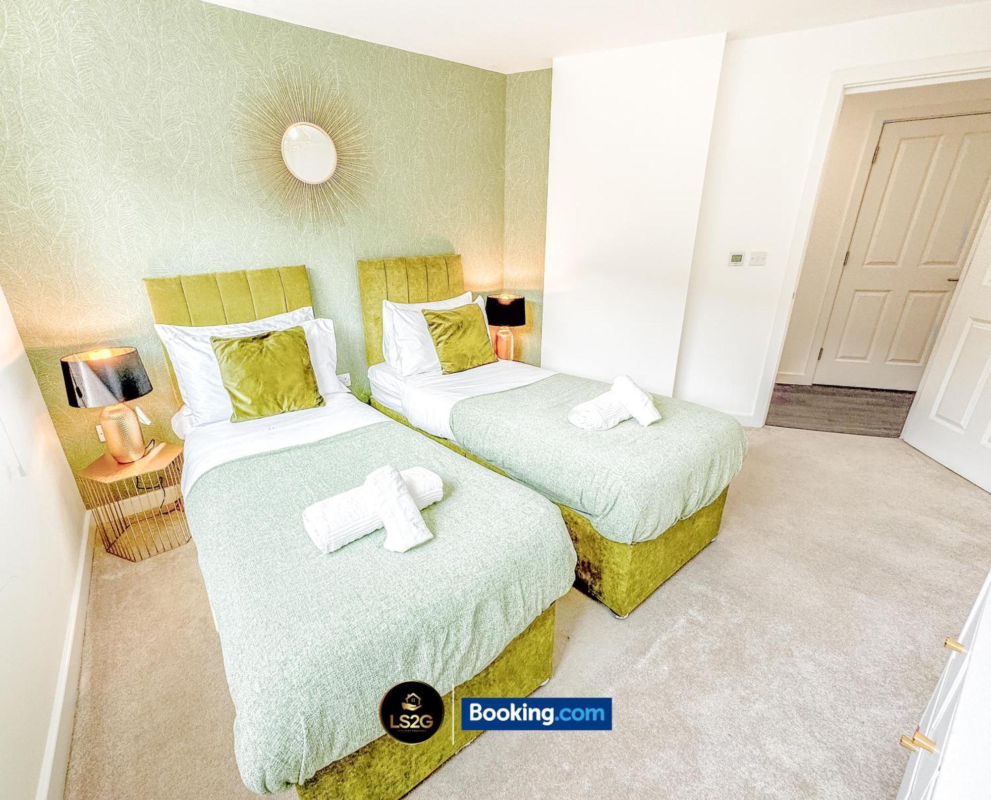 Stylish 2 Bedroom By Ls2g Short Lets & Serviced Greater With Free Parking Londra